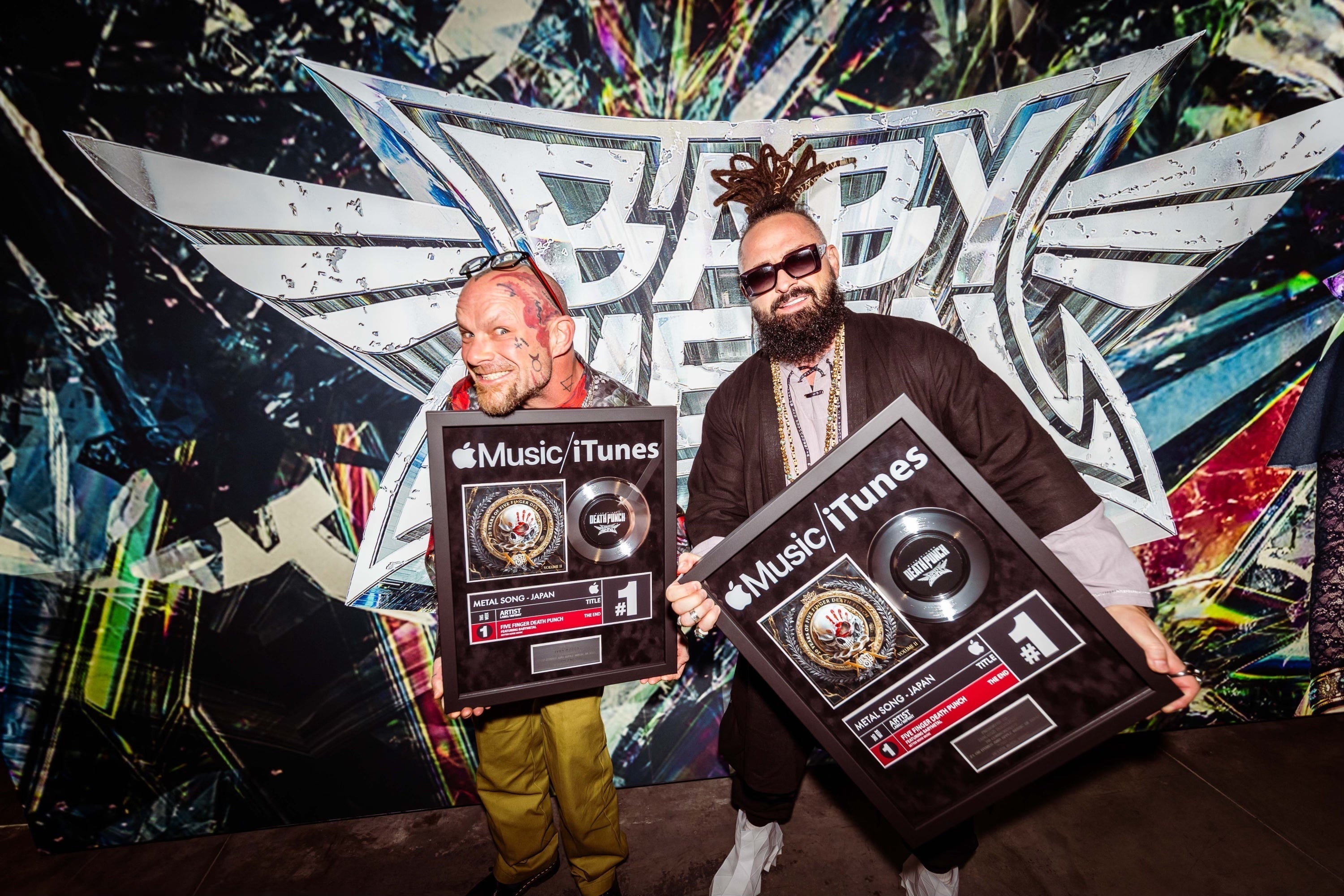 Record streak of consecutive No. 1s on Billboard’s rock radio chart continues‼️